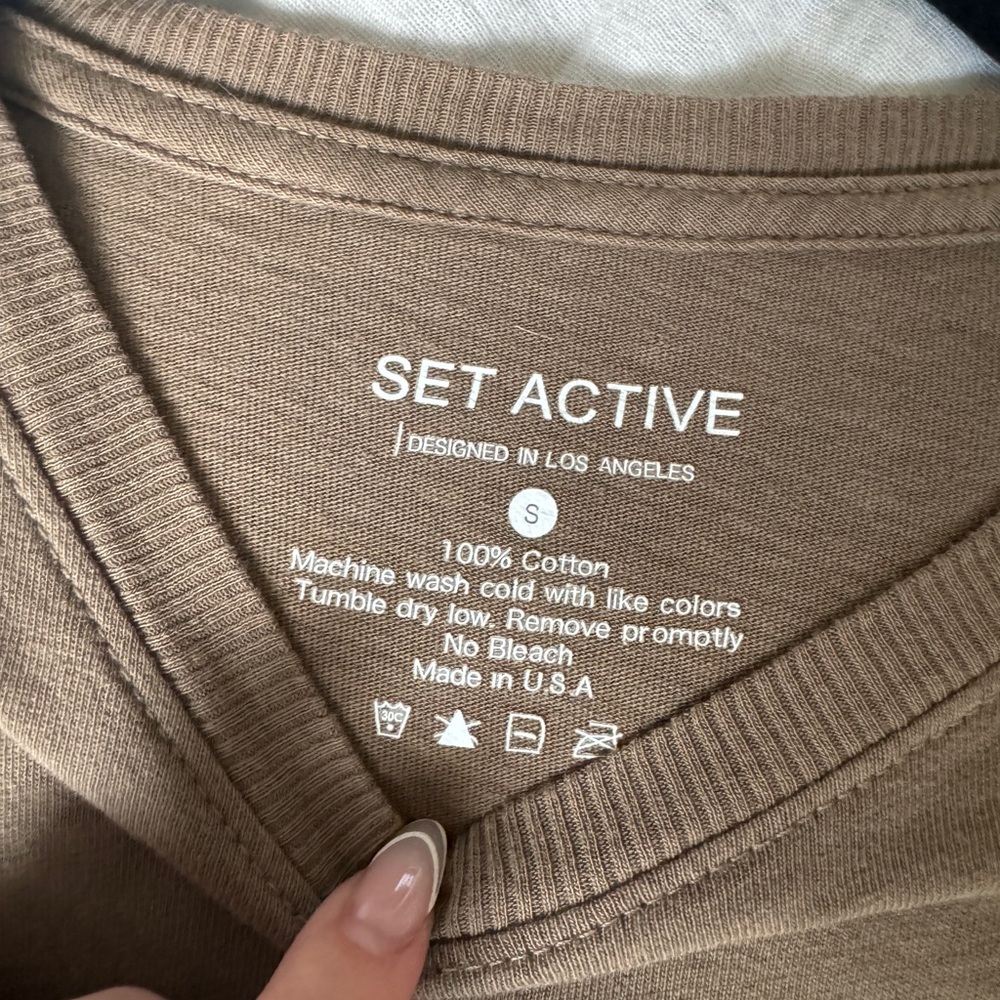 Set Active Basics Tee - Picture 2 of 2
